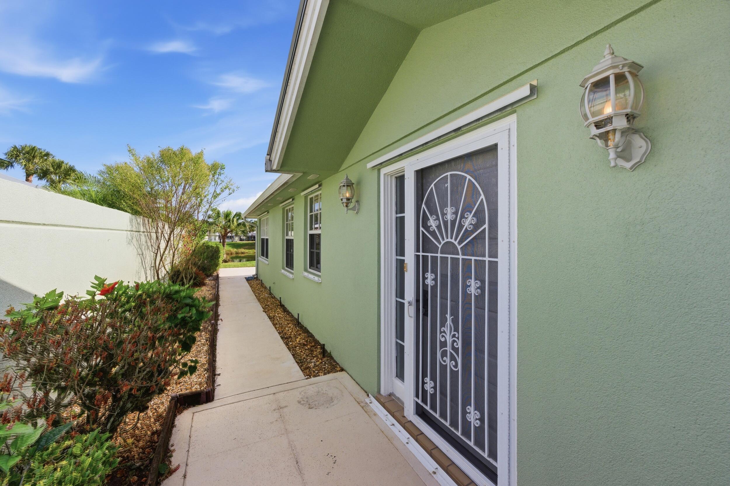 1624 Southwest Waterfall Boulevard Palm City, FL 34990 - Photo 41 of 48 47__jjl6900