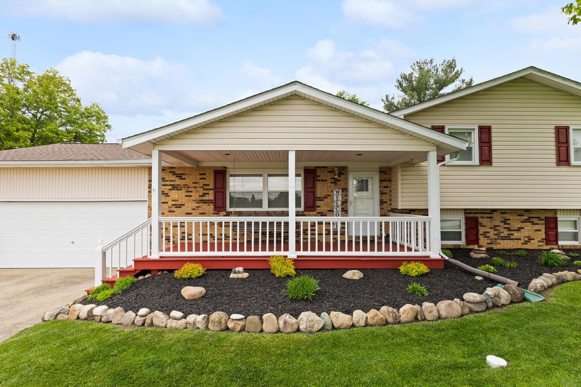 134 Greenbrier Road Sunbury, OH 43074 - Photo 5 of 60