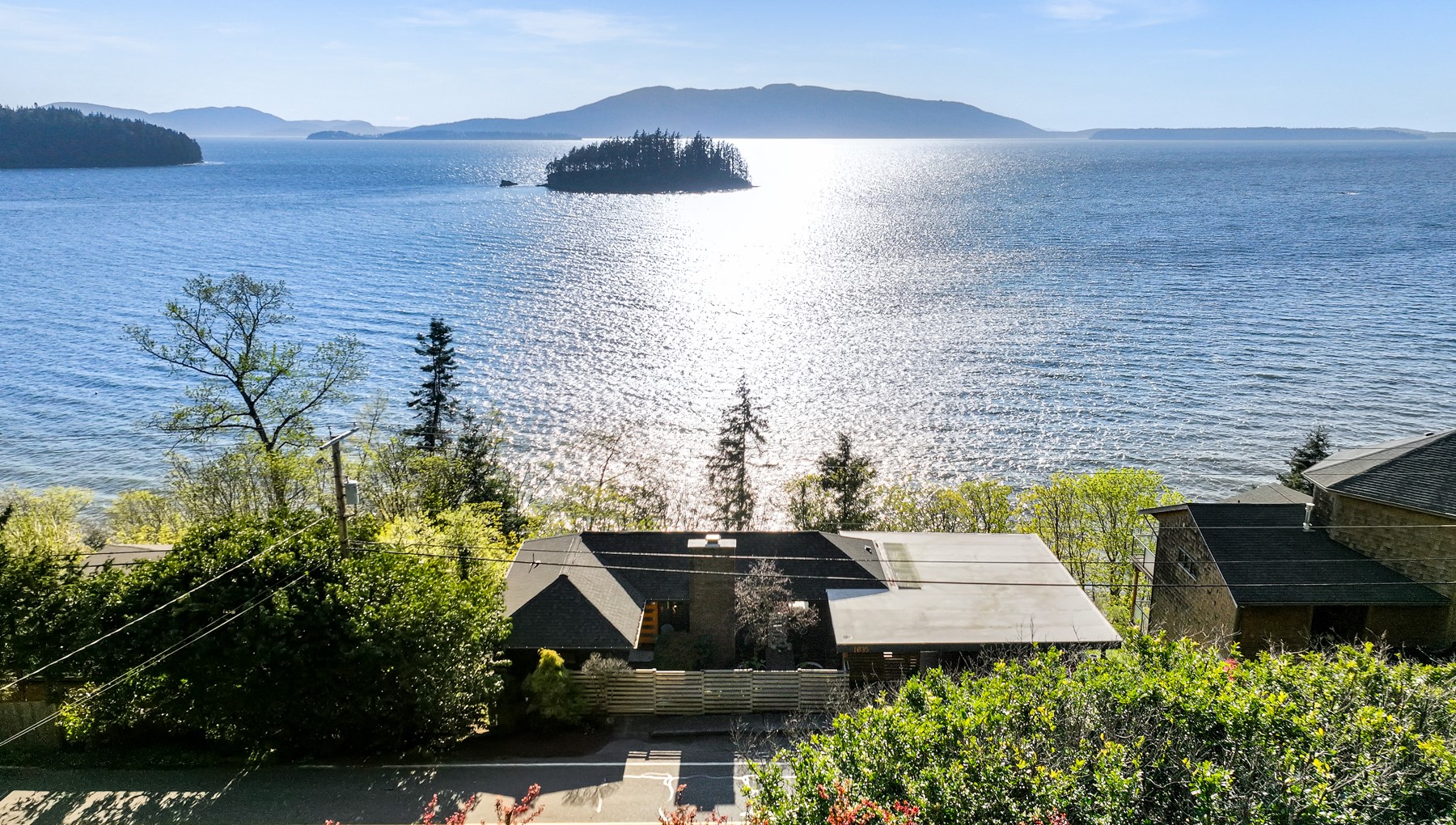 1035 Chuckanut Drive Bellingham, WA 98229 - Photo 1 of 40