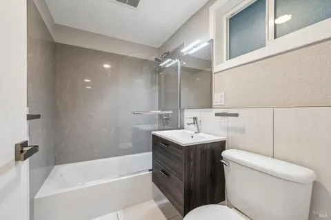 $429,000 | 785 Taft Street, Unit 10, Albany, CA 94706