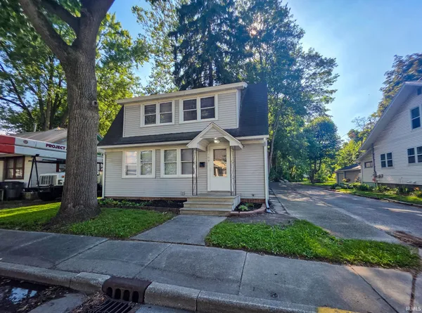 $229,900 | 109 North Indiana Avenue, Goshen, IN 46526