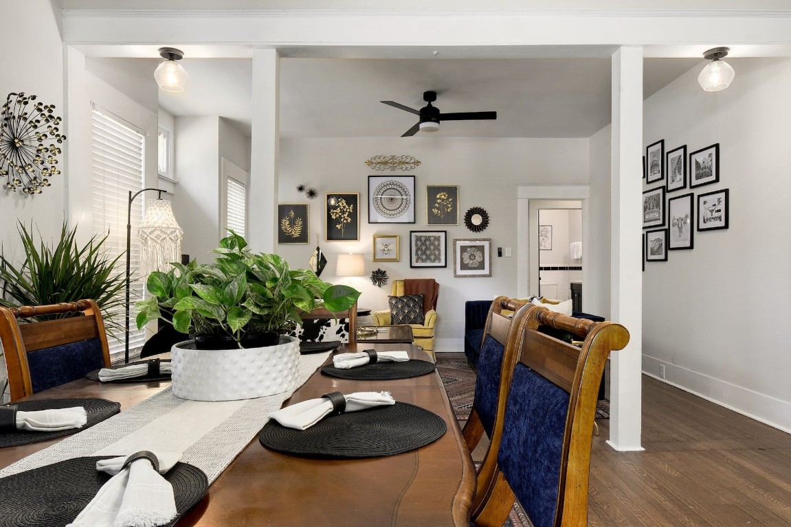 712 East 44th Street, Unit A Austin, TX 78751 - Photo 16 of 40 a view of a livingroom with furniture and a couch
