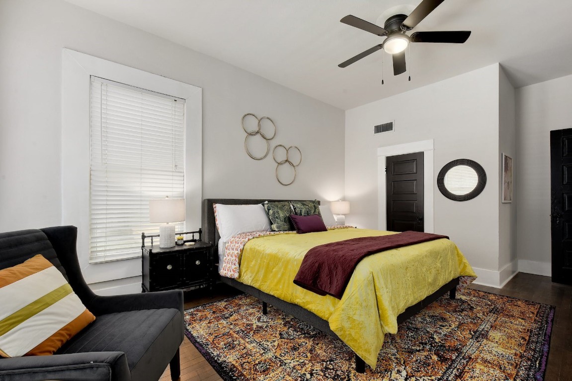 712 East 44th Street, Unit A Austin, TX 78751 - Photo 27 of 40 a bedroom with a bed and window