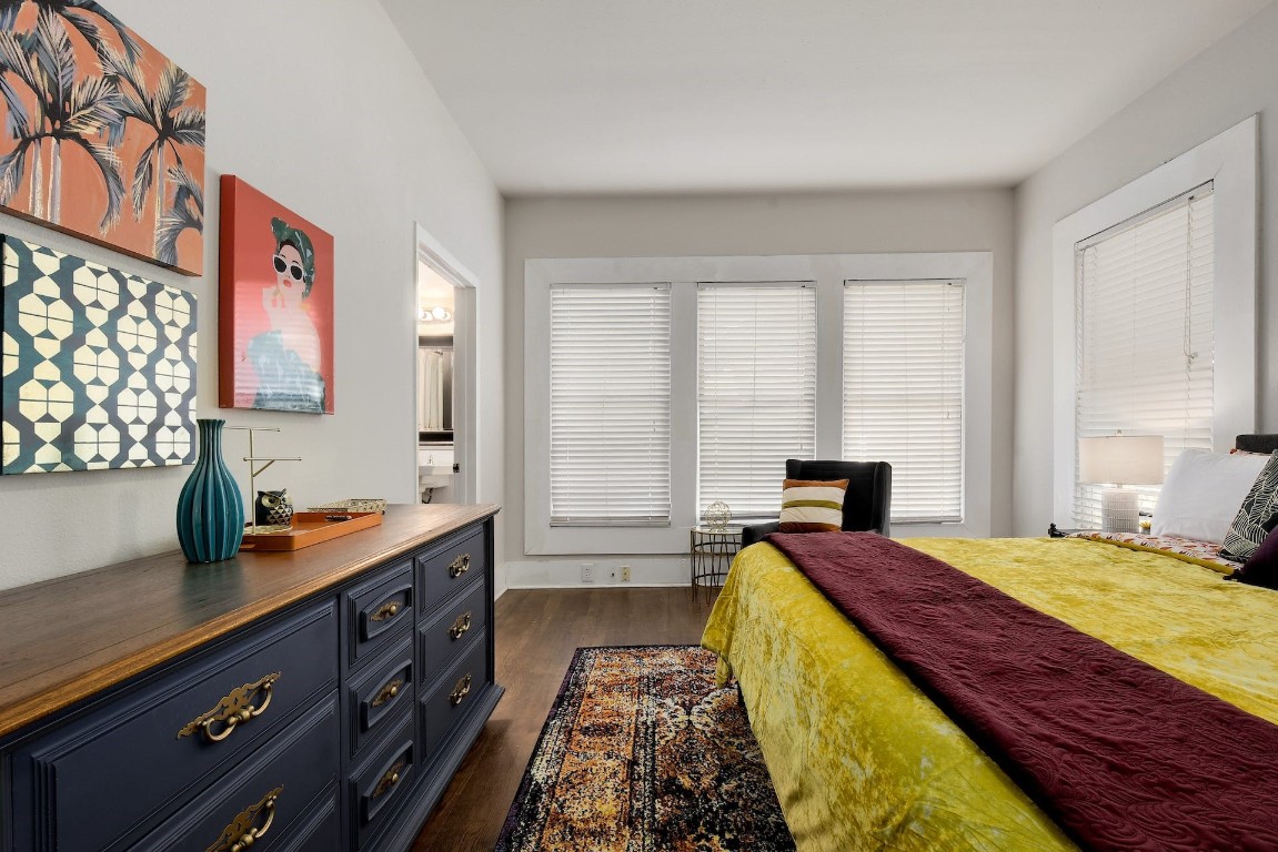 712 East 44th Street, Unit A Austin, TX 78751 - Photo 28 of 40 a bed room with a bed and a window