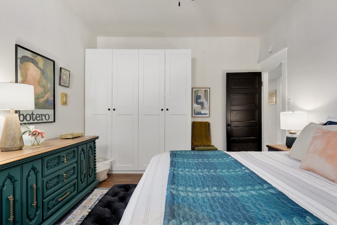 712 East 44th Street, Unit A Austin, TX 78751 - Photo 32 of 40 a bedroom with a bed and a dresser