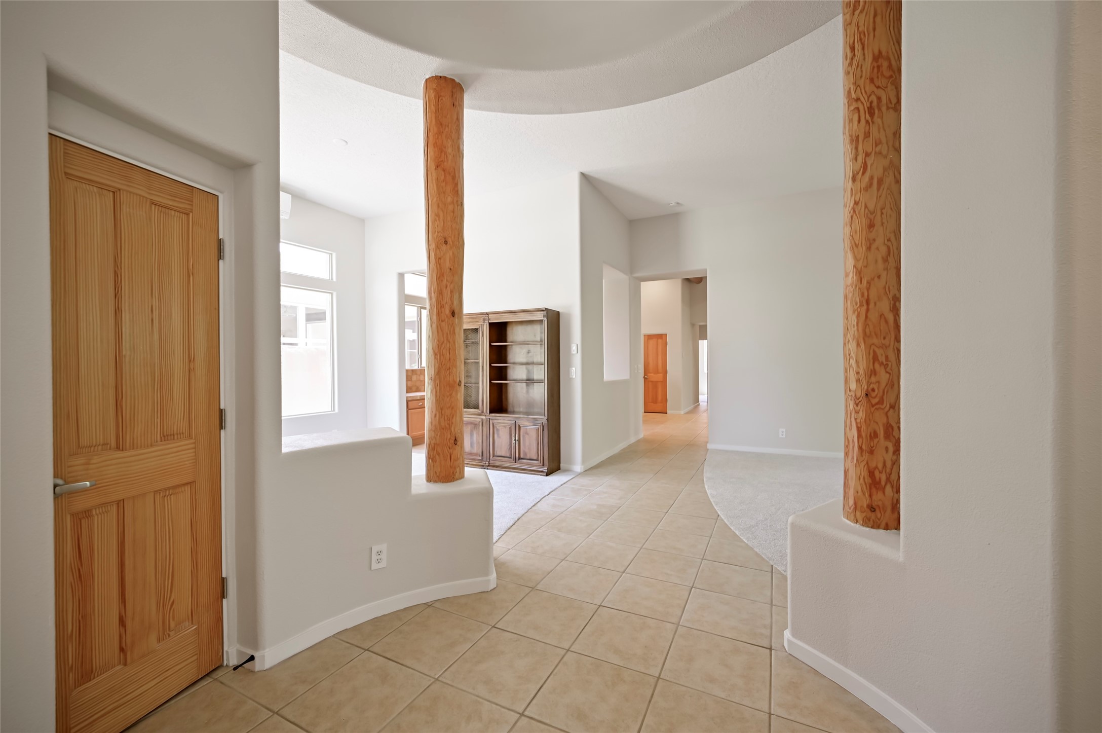 92 Canada Del Rancho Santa Fe, NM 87508 - Photo 6 of 52