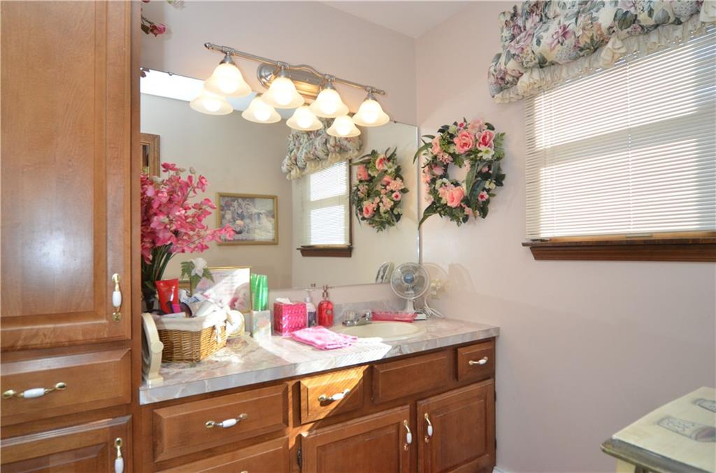 155 Cedar Ridge Drive Monaca, PA 15061 - Photo 14 of 24 Gallery Image 14