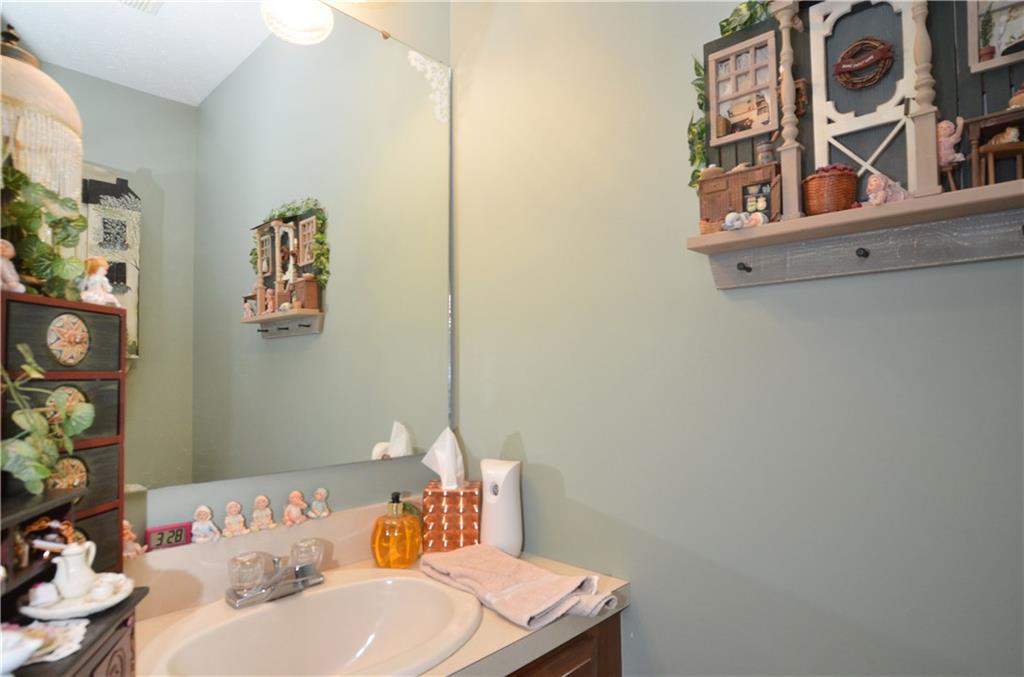 155 Cedar Ridge Drive Monaca, PA 15061 - Photo 21 of 24 Gallery Image 21