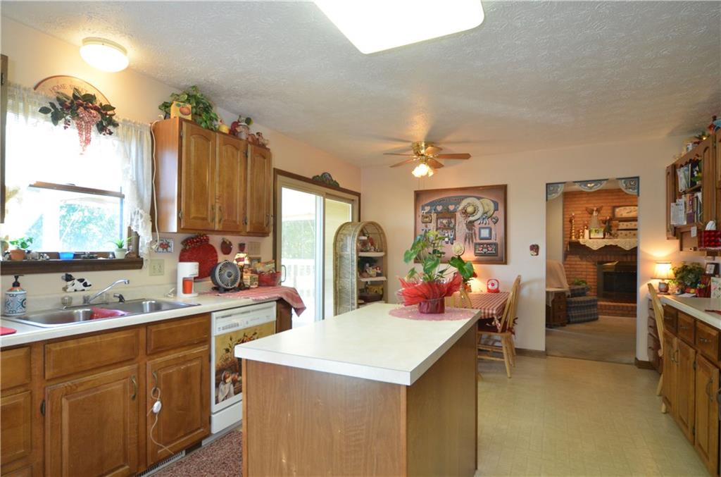 155 Cedar Ridge Drive Monaca, PA 15061 - Photo 6 of 24 Gallery Image 6
