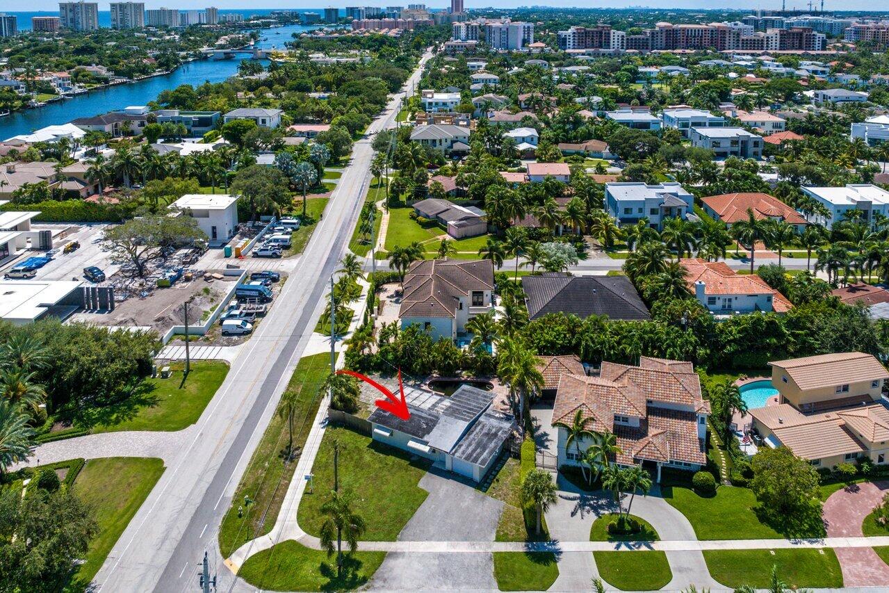 498 Northeast 6th Street Boca Raton, FL 33432 - Photo 6 of 11 006-498Northeast6thAvenue-DelrayBeach-FL