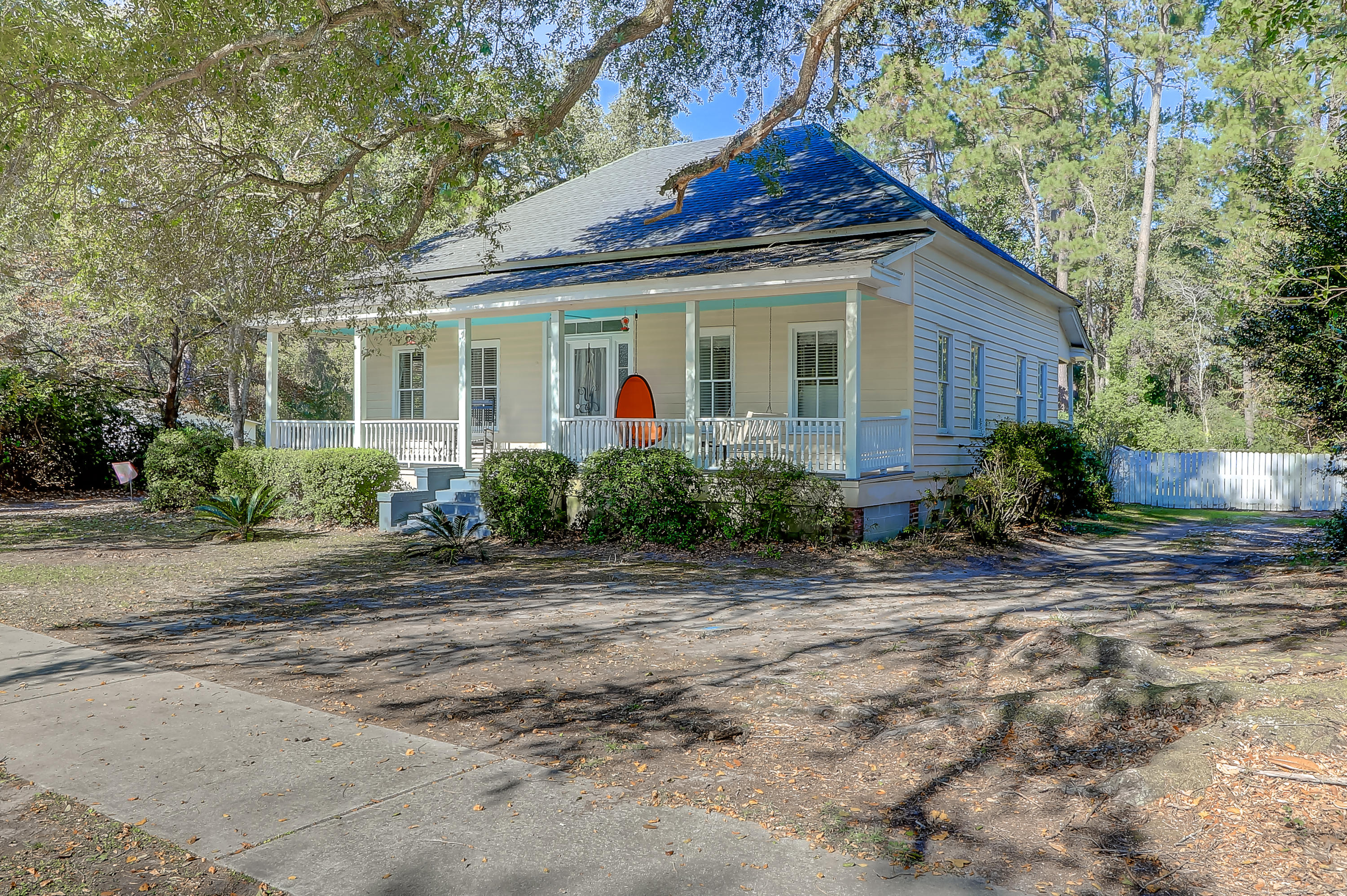292 South Main Street Ridgeville, SC 29472 - Photo 4 of 42 292 S Main St (38)