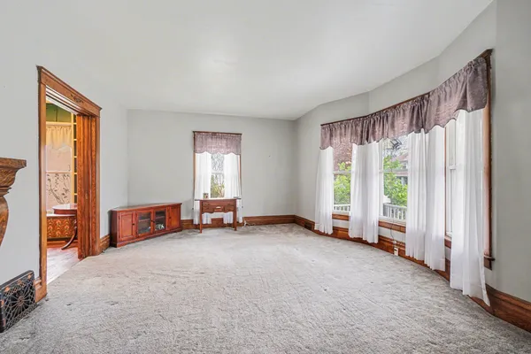 $189,900 | 210 Fremont Street, Battle Creek, MI 49017