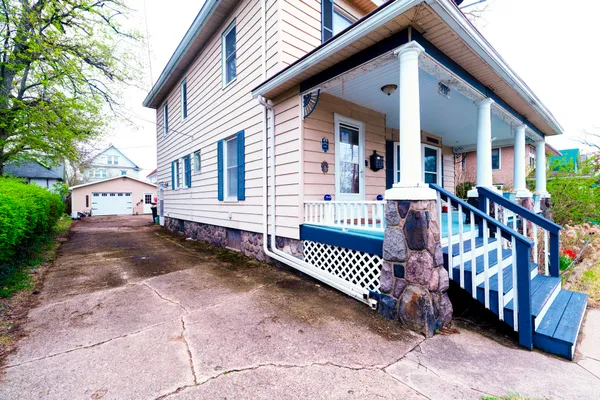 $189,900 | 210 Fremont Street, Battle Creek, MI 49017