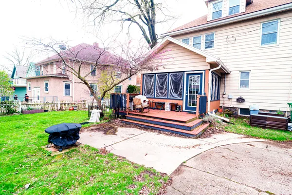 $189,900 | 210 Fremont Street, Battle Creek, MI 49017