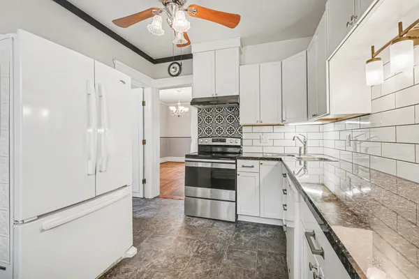 $189,900 | 210 Fremont Street, Battle Creek, MI 49017