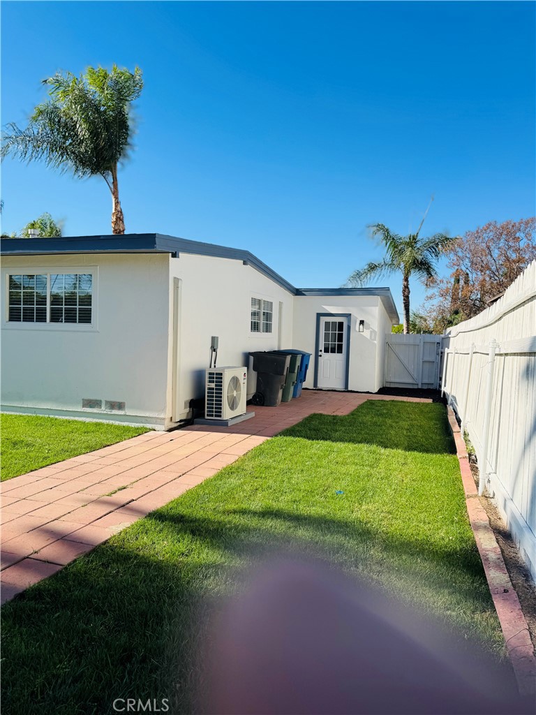 9314 Martha Way Riverside, CA 92503 - Photo 6 of 25 a house view with a garden space