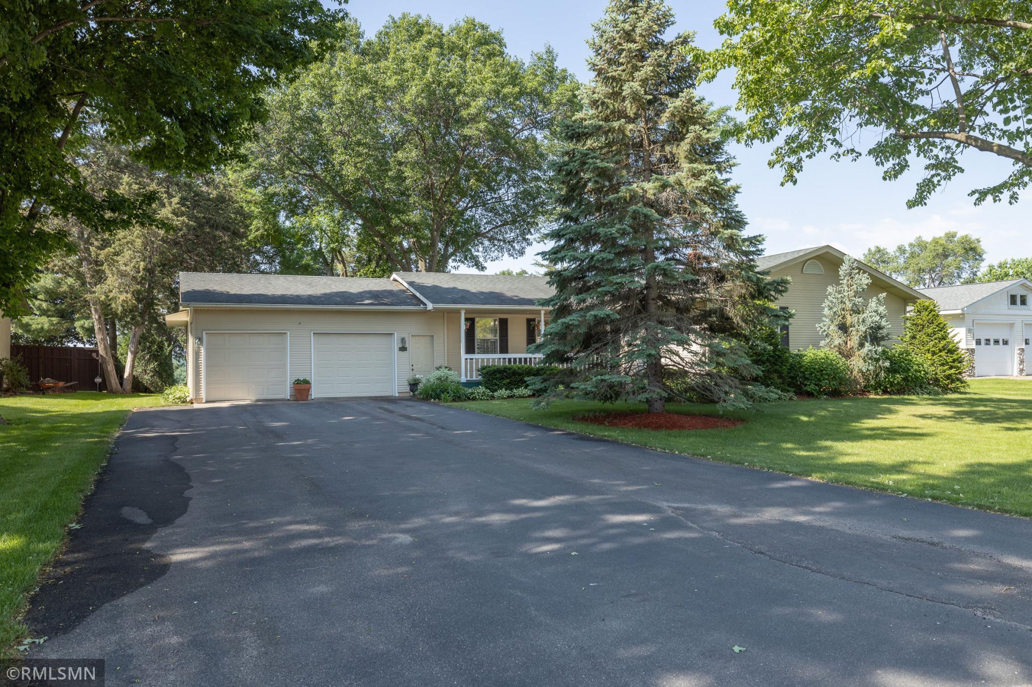 1060 Monroe Street Prescott, WI 54021 - Photo 3 of 64 Gallery Image 3