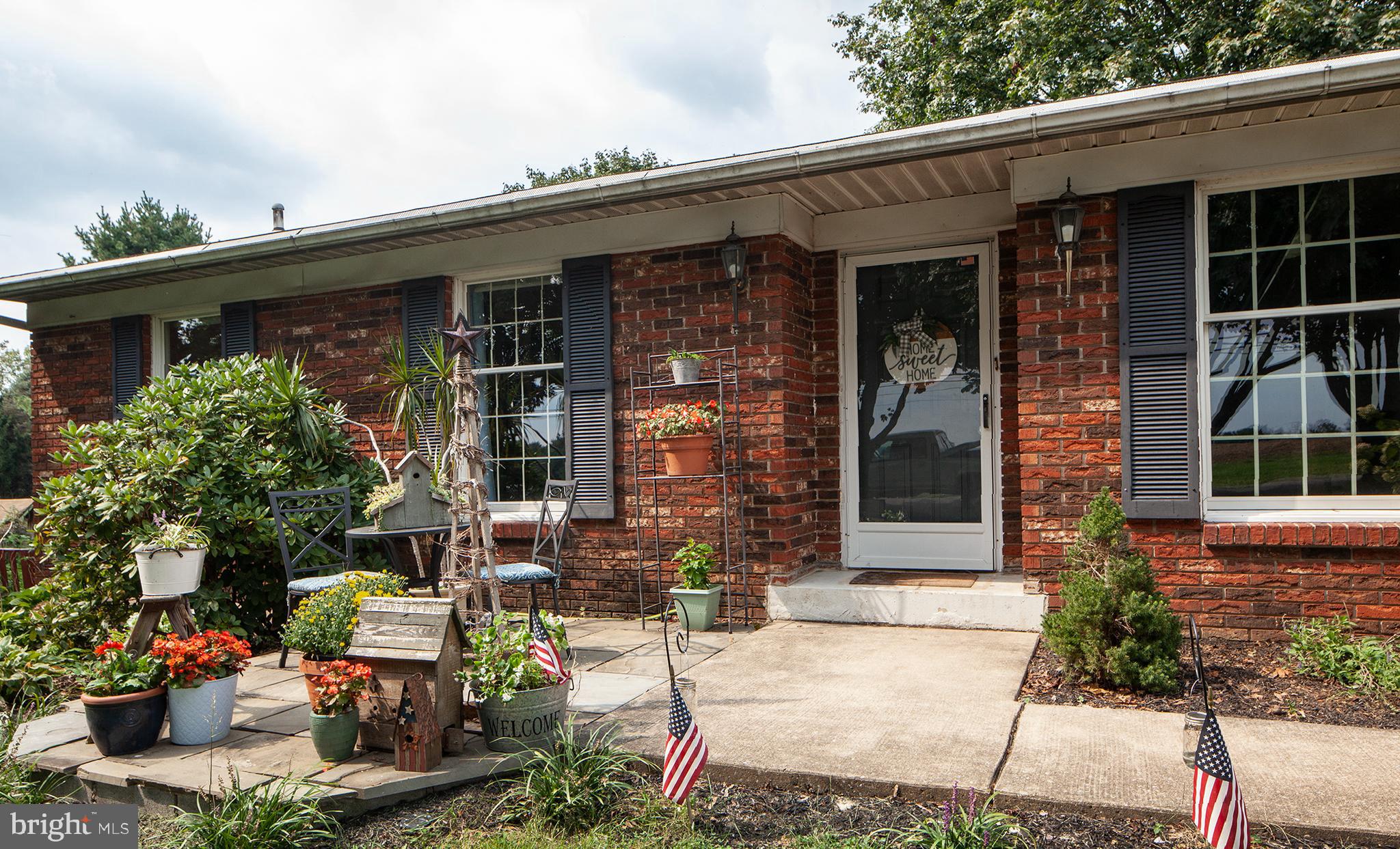 4198 Snavely Road Elizabethtown, PA 17022 - Photo 12 of 56 Gallery Image 12