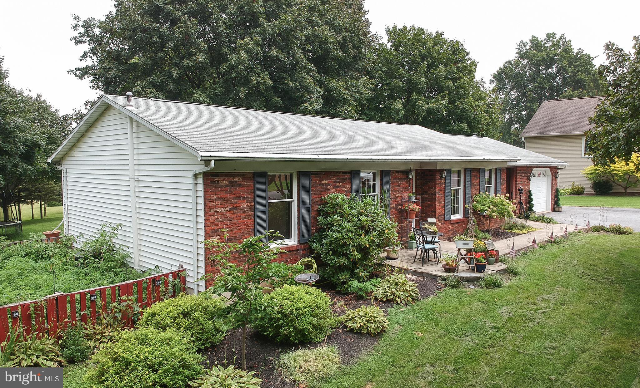 4198 Snavely Road Elizabethtown, PA 17022 - Photo 3 of 56 Gallery Image 3