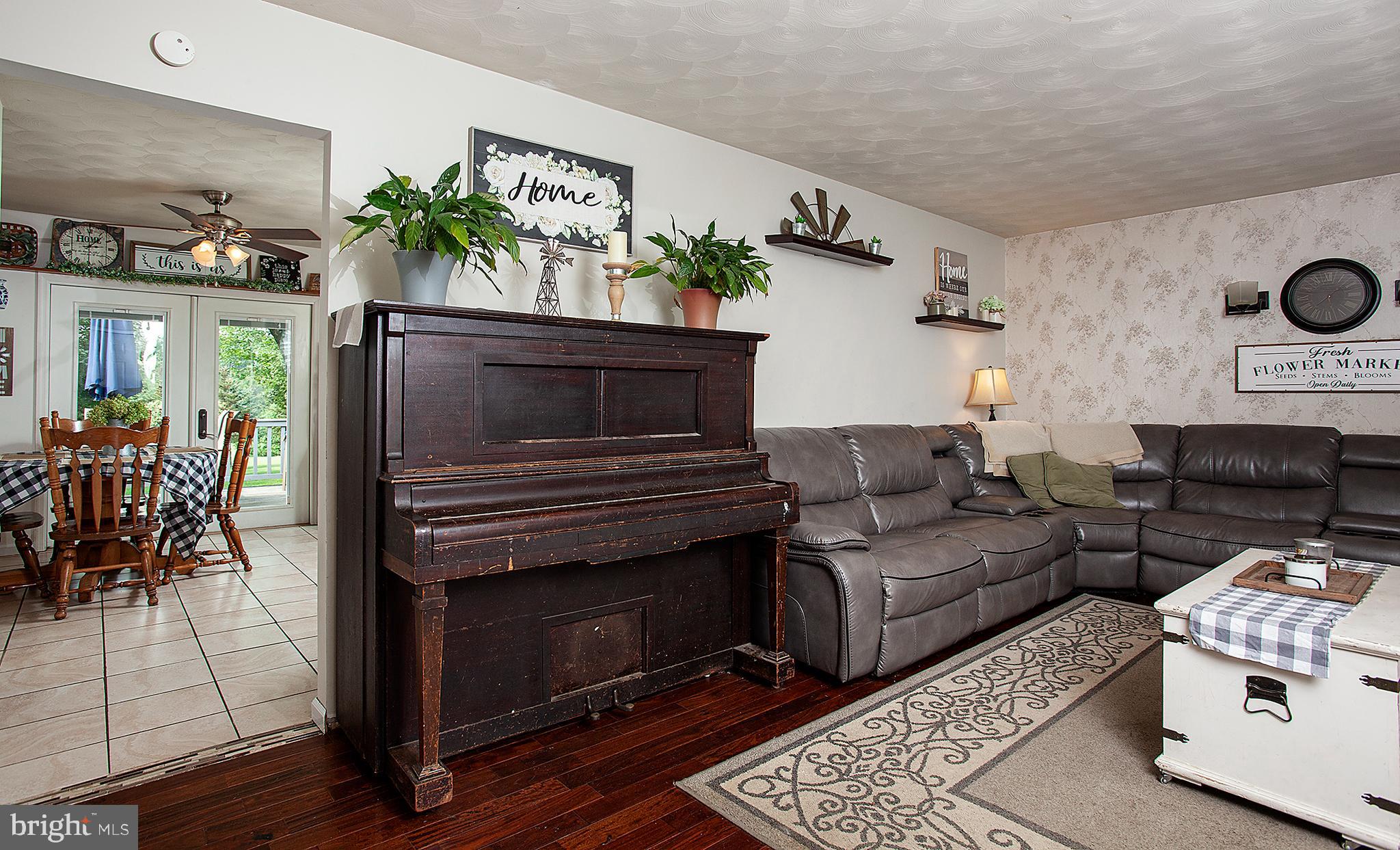 4198 Snavely Road Elizabethtown, PA 17022 - Photo 34 of 56 Gallery Image 34