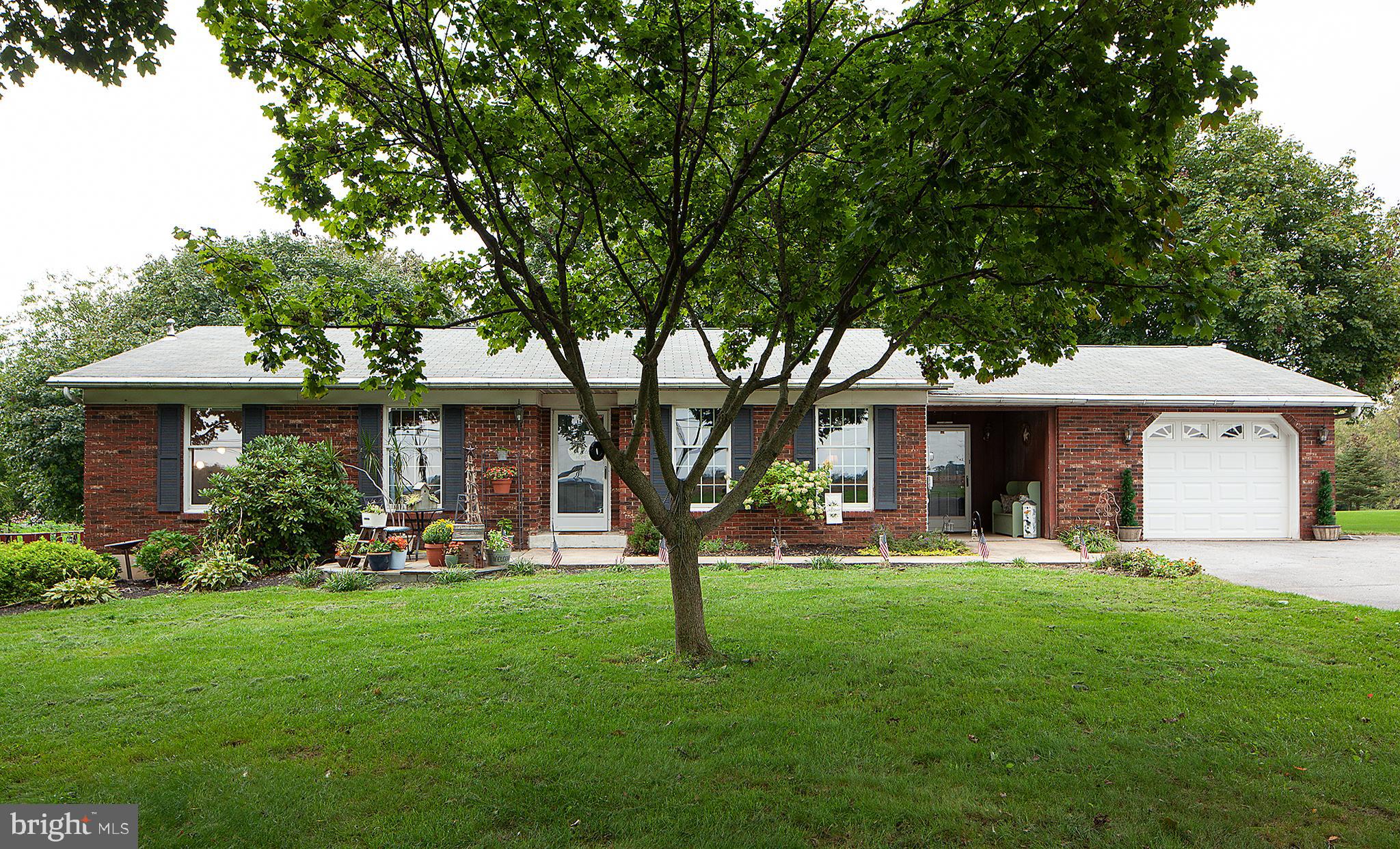 4198 Snavely Road Elizabethtown, PA 17022 - Photo 6 of 56 Gallery Image 6