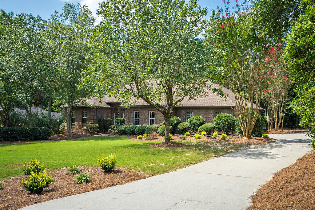 104 Red Oak Lane Aiken, SC 29803 - Photo 3 of 54 ©MeghannPadgett_104RedOakLn-2