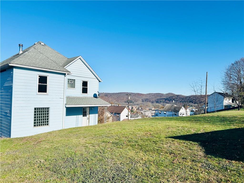 403 Lowell Street Vandergrift, PA 15690 - Photo 24 of 30