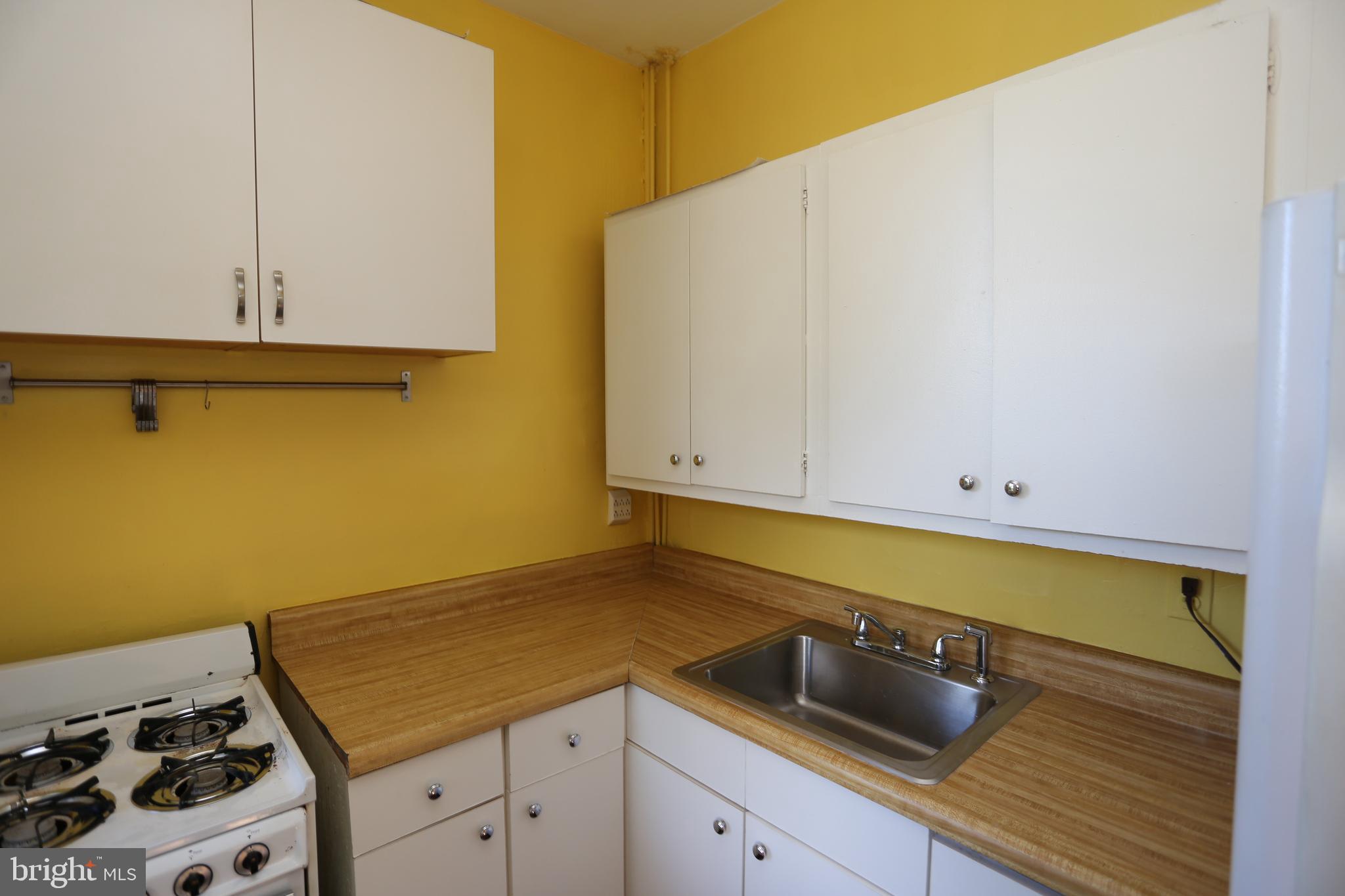 730 St Johns Road, Unit 2 Baltimore, MD 21210 - Photo 11 of 14