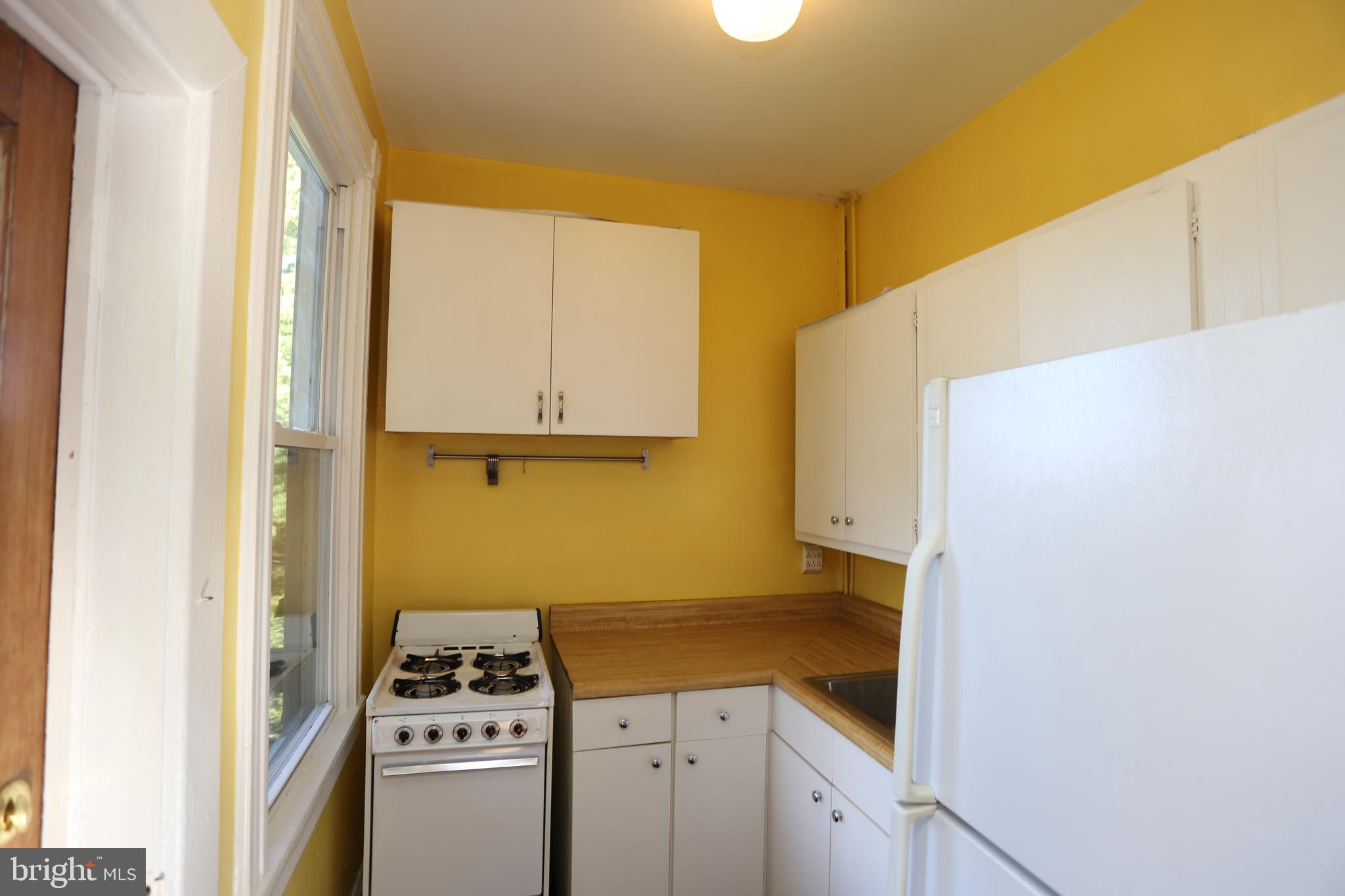 730 St Johns Road, Unit 2 Baltimore, MD 21210 - Photo 12 of 14