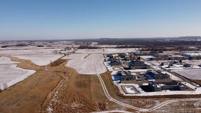 $320,000 | Shawano Street, New London, WI 54961