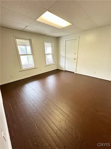 $1,200 | 1112 Lenox Avenue, Unit 2F, Utica, NY 13502