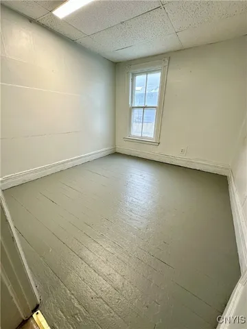 $1,250 | 1112 Lenox Avenue, Unit 2F, Utica, NY 13502