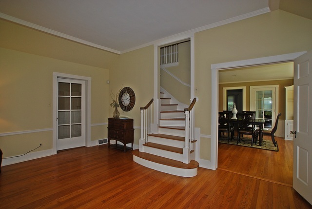 34W176 Army Trail Road Wayne, IL 60174 - Photo 4 of 25