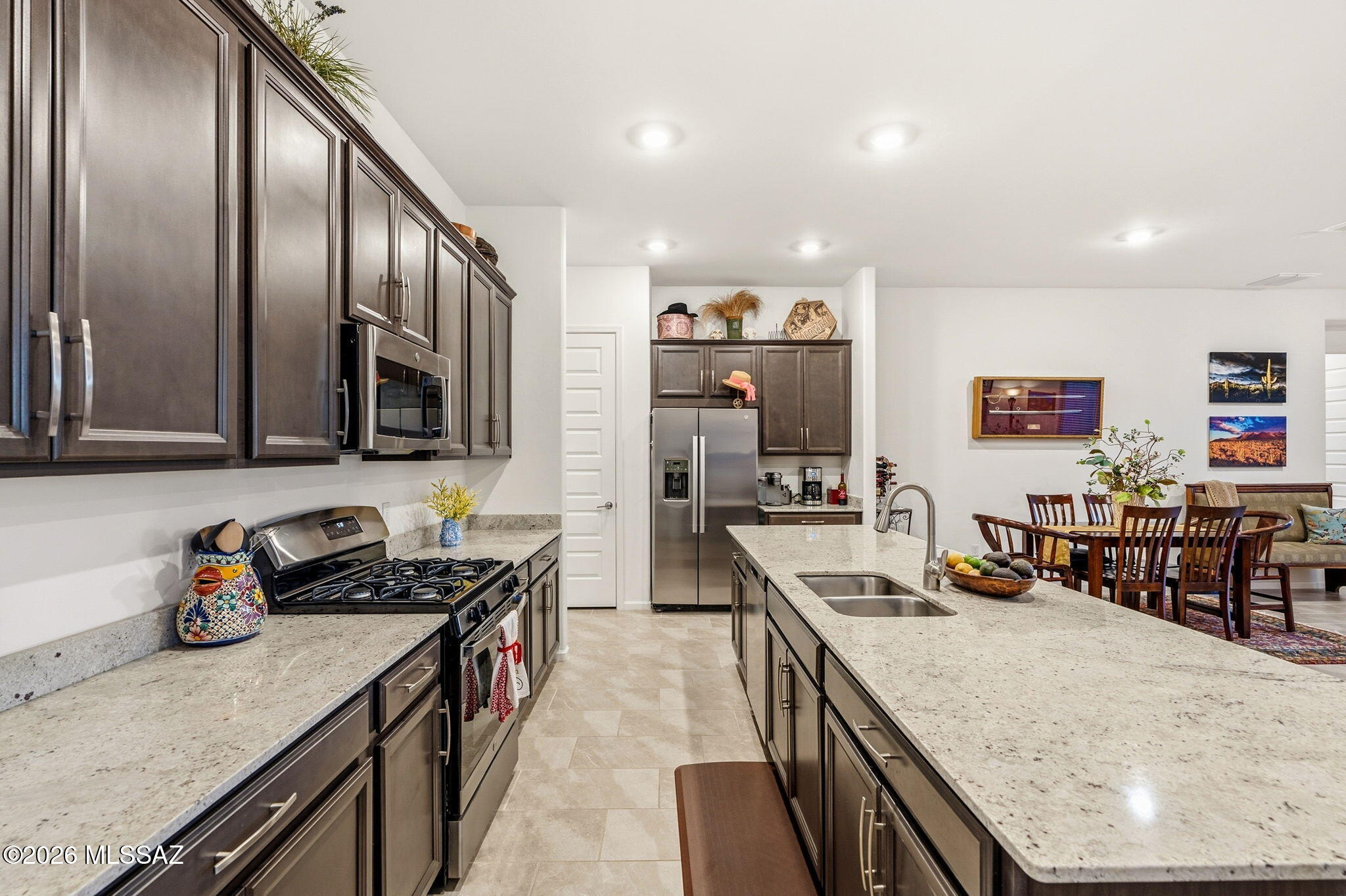 17629 South Ridgerunner Drive Vail, AZ 85641 - Photo 13 of 36 Kitchen