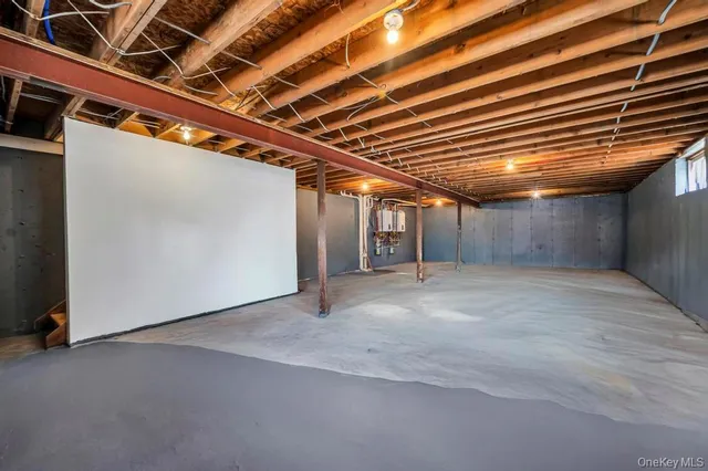 $1,200,000 | 675 East 103rd Street | Canarsie