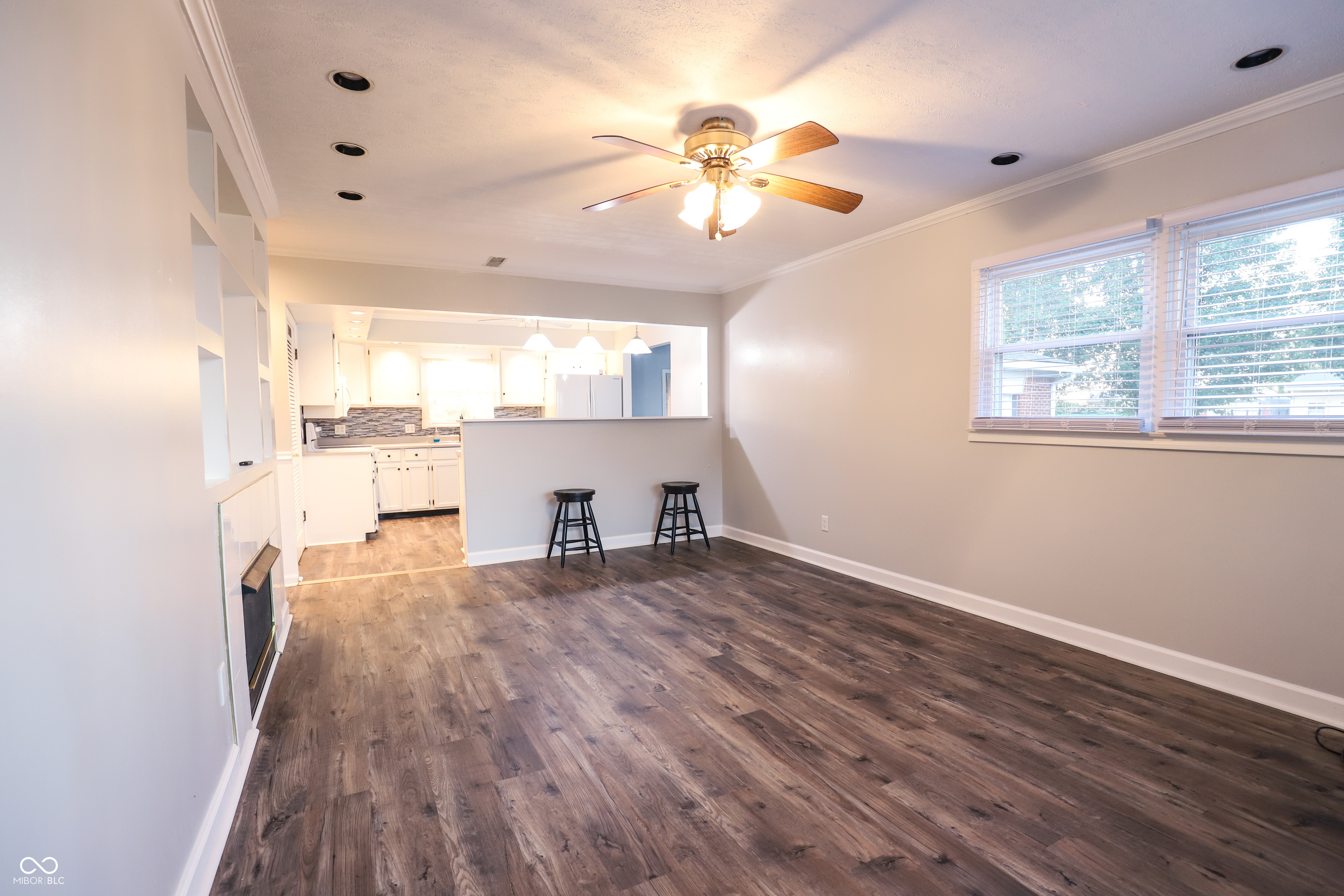 5342 South Franklin Road Indianapolis, IN 46239 - Photo 4 of 19