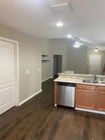 $2,250 | 8411 Deer Chase Drive, Riverview, FL 33578