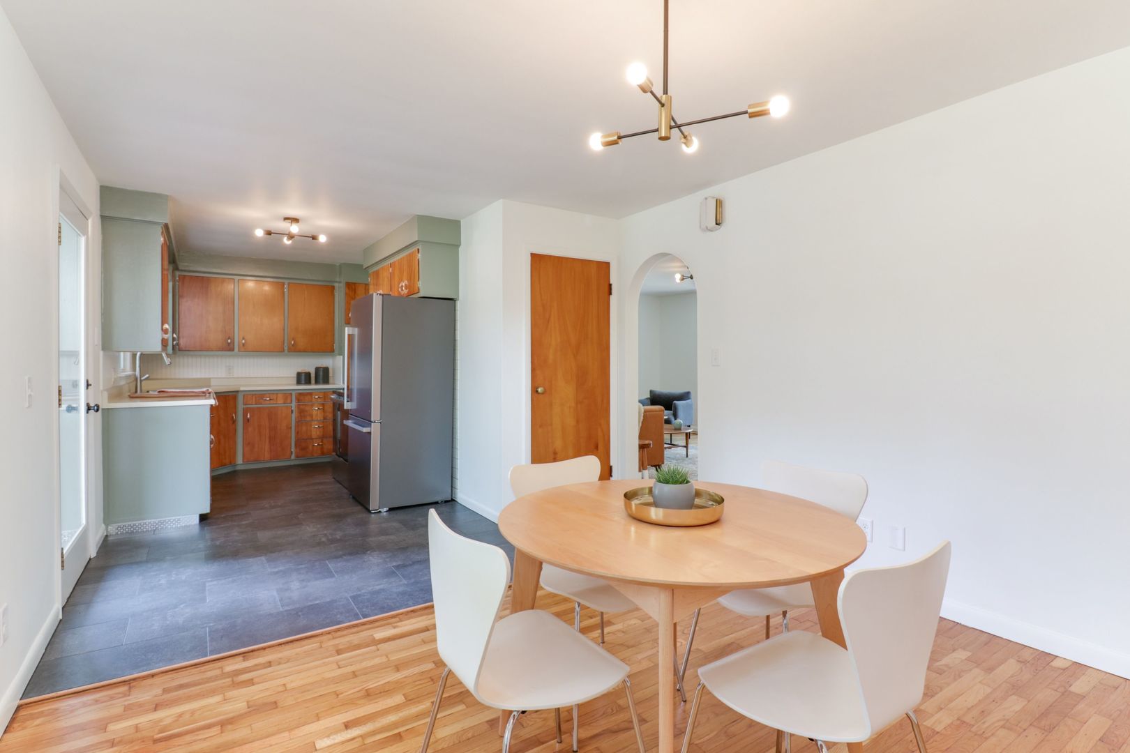 705 Dale Street Normal, IL 61761 - Photo 9 of 36 Gallery Image 9