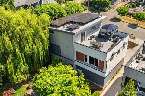 $1,549,880 | 8509 Burke Avenue North, Seattle, WA 98103