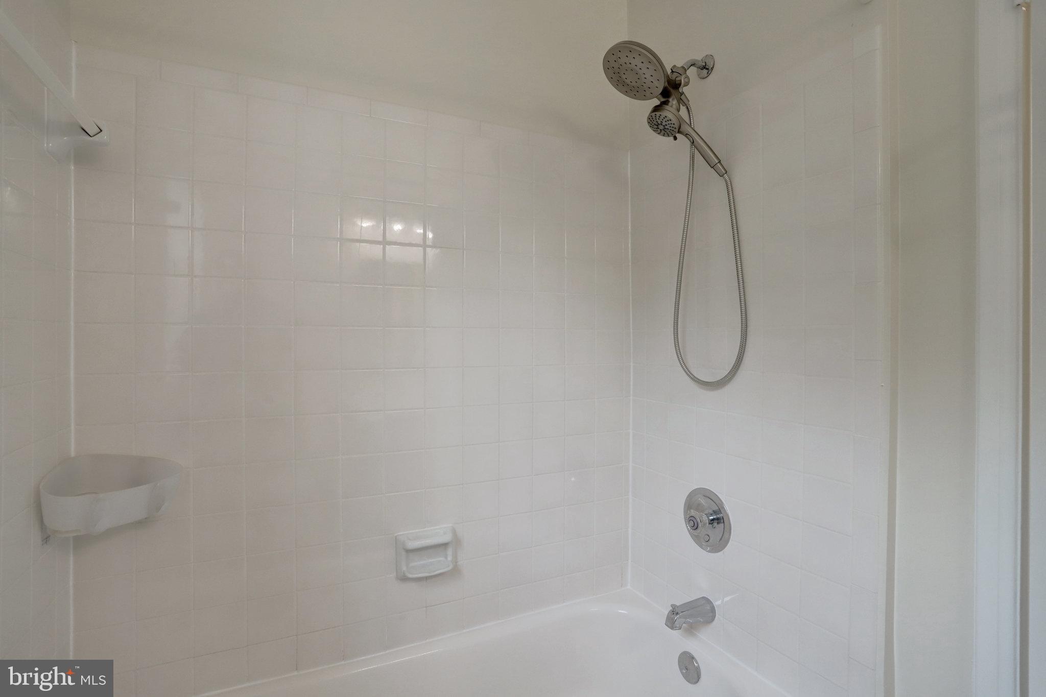 3062 South Buchanan Street, Unit C2 Arlington, VA 22206 - Photo 18 of 33 a bathroom with a shower