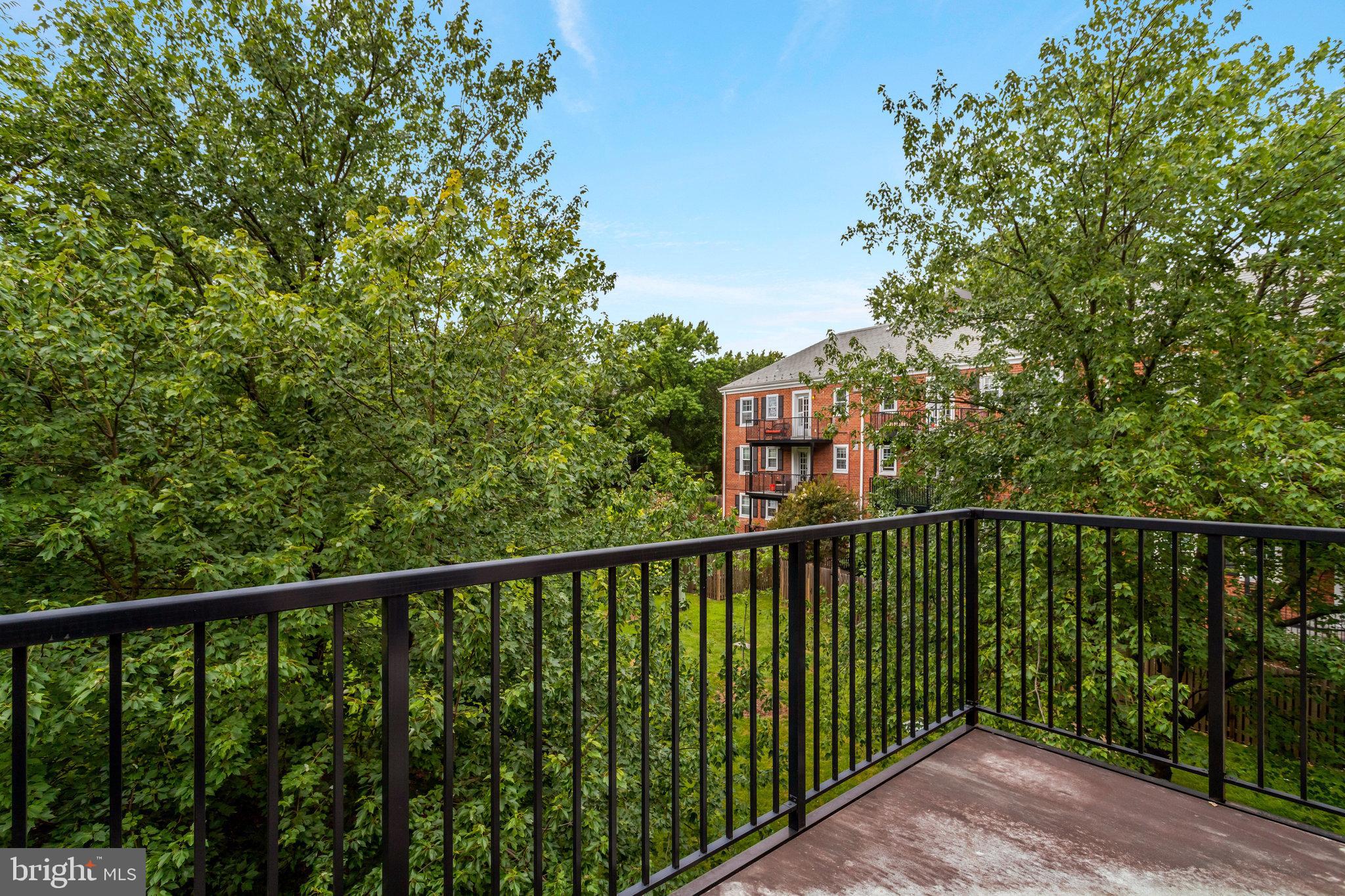 3062 South Buchanan Street, Unit C2 Arlington, VA 22206 - Photo 23 of 33