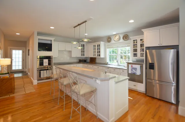 $1,750,000 | 751 Deerhaven Court, Huger, SC 29450