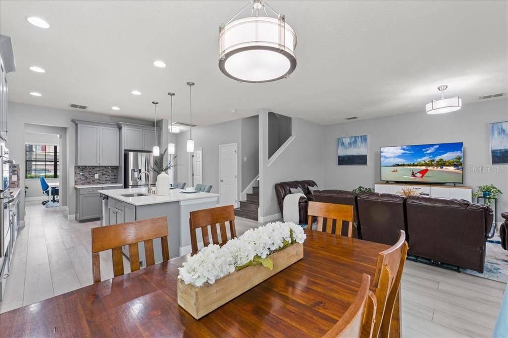 1675 Feather Grass Loop Lutz, FL 33558 - Photo 26 of 63