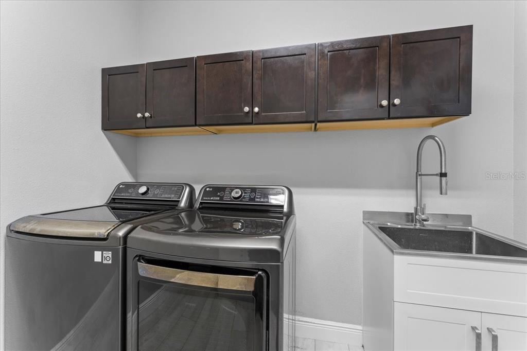 1675 Feather Grass Loop Lutz, FL 33558 - Photo 28 of 63