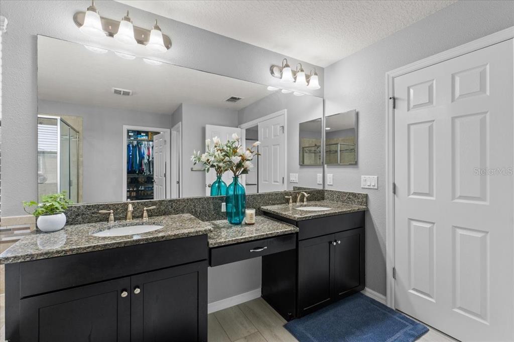 1675 Feather Grass Loop Lutz, FL 33558 - Photo 40 of 63