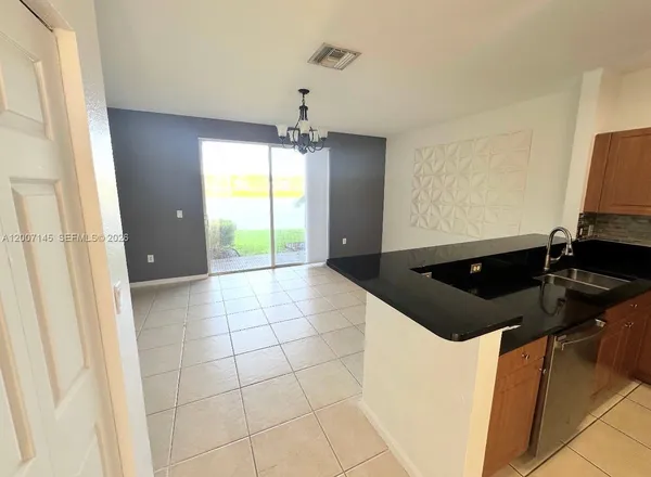 $2,800 | 2641 Southwest 83rd Avenue, Unit 102, Miramar, FL 33025