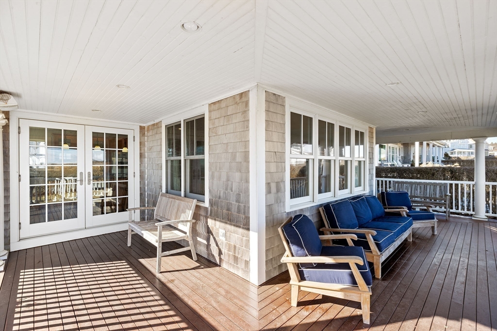 18 Collier Road Scituate, MA 02066 - Photo 30 of 40 a living room with furniture and a window