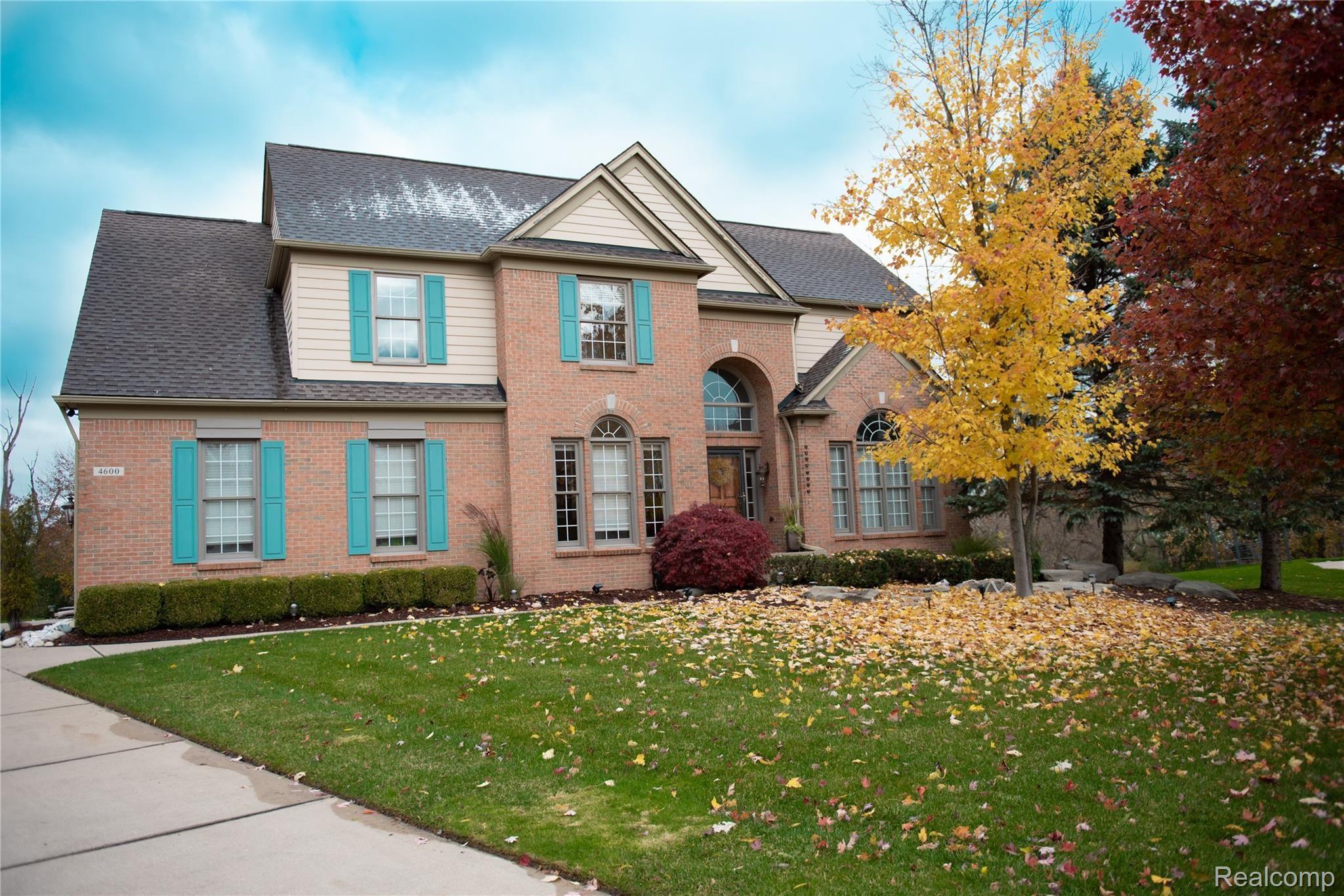 4600 Deer Springs Court Rochester, MI 48306 - Photo 2 of 34 4600DeerSpringsCt-8033.jpg