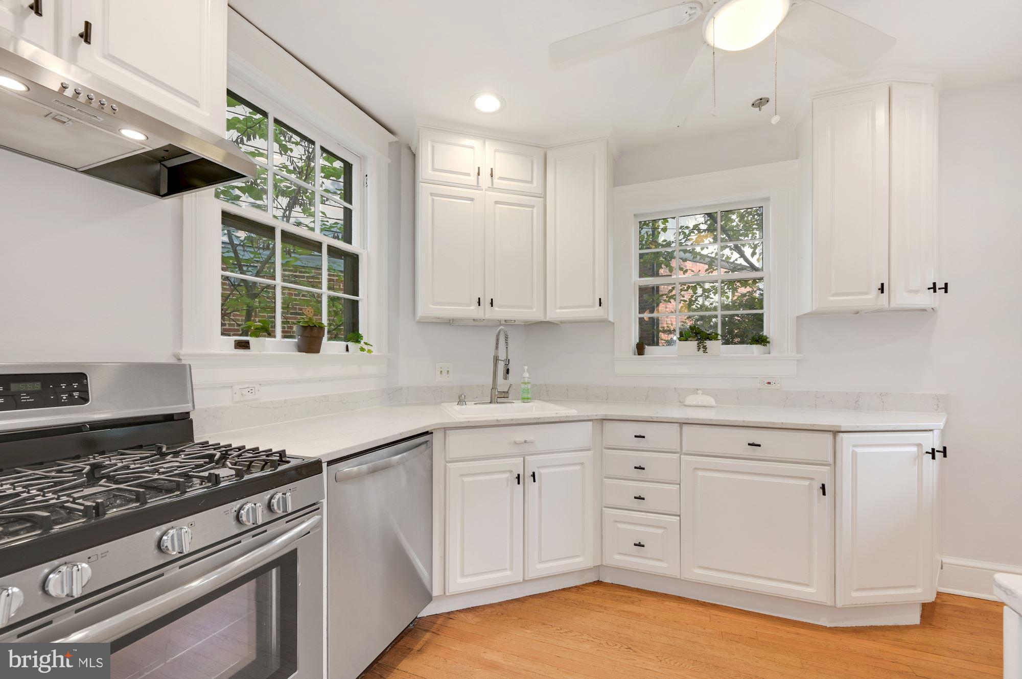 3239 Military Road Northwest Washington, DC 20015 - Photo 5 of 25 Gallery Image 5