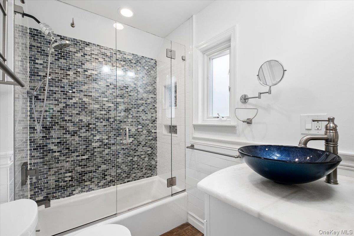 1187 Post Road Scarsdale, NY 10583 - Photo 15 of 22